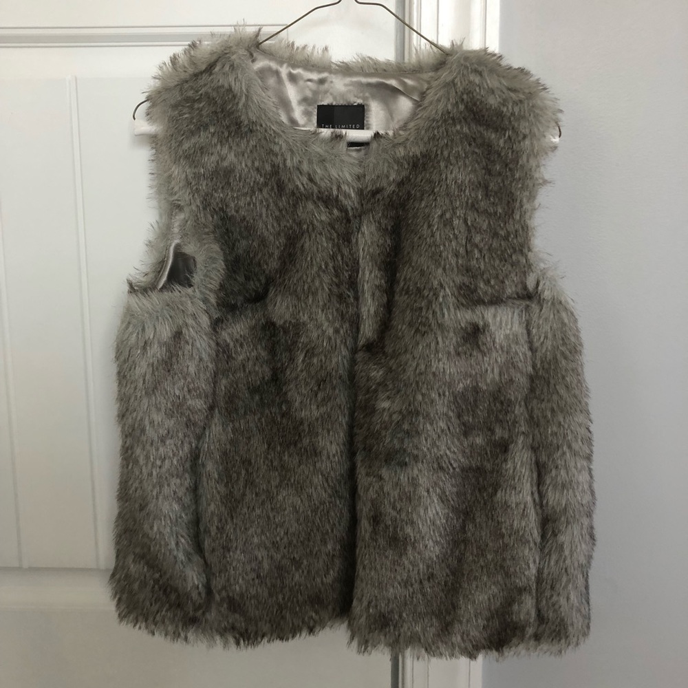 Limited vest
